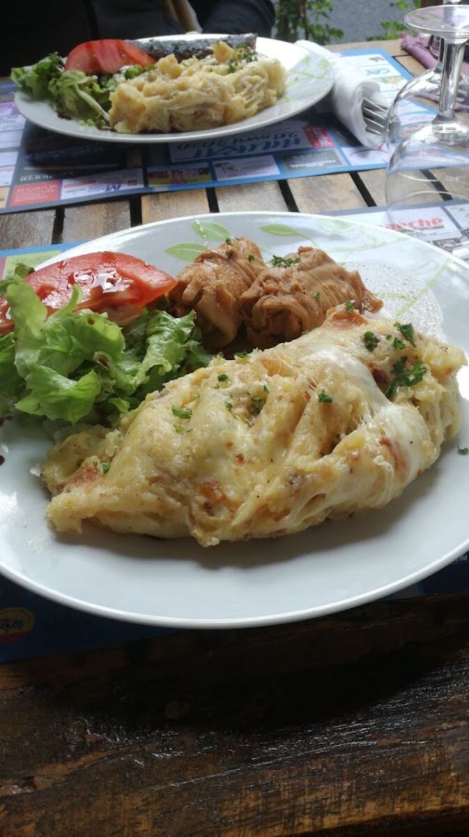 Chou farci et gratin, spécialités de la maison